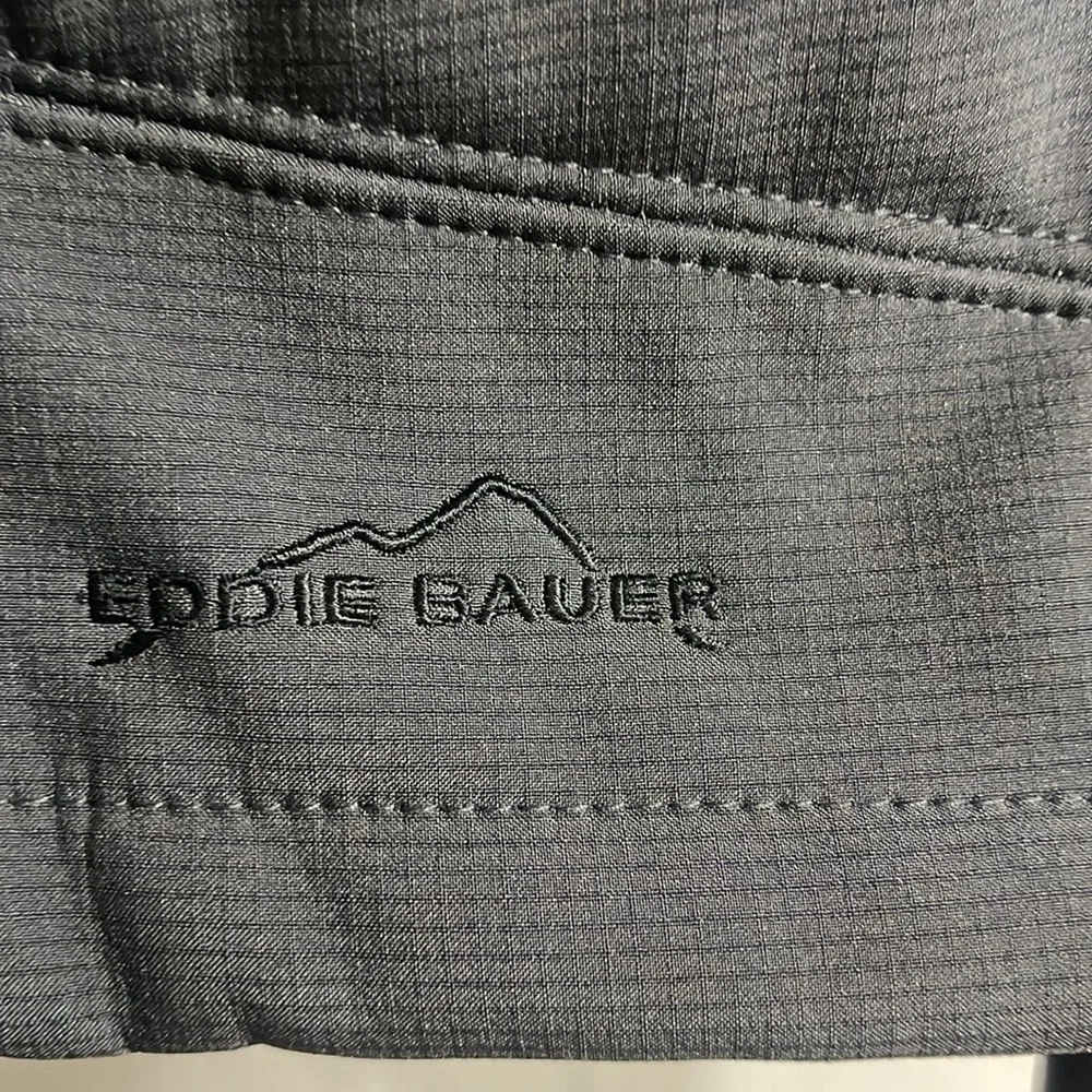 EDDIE BAUER WOMAN’S RUGGED RIPSTOP SOFT SHELL JACKET SIZE M Grey Steel/Black NWT - Picture 11 of 17